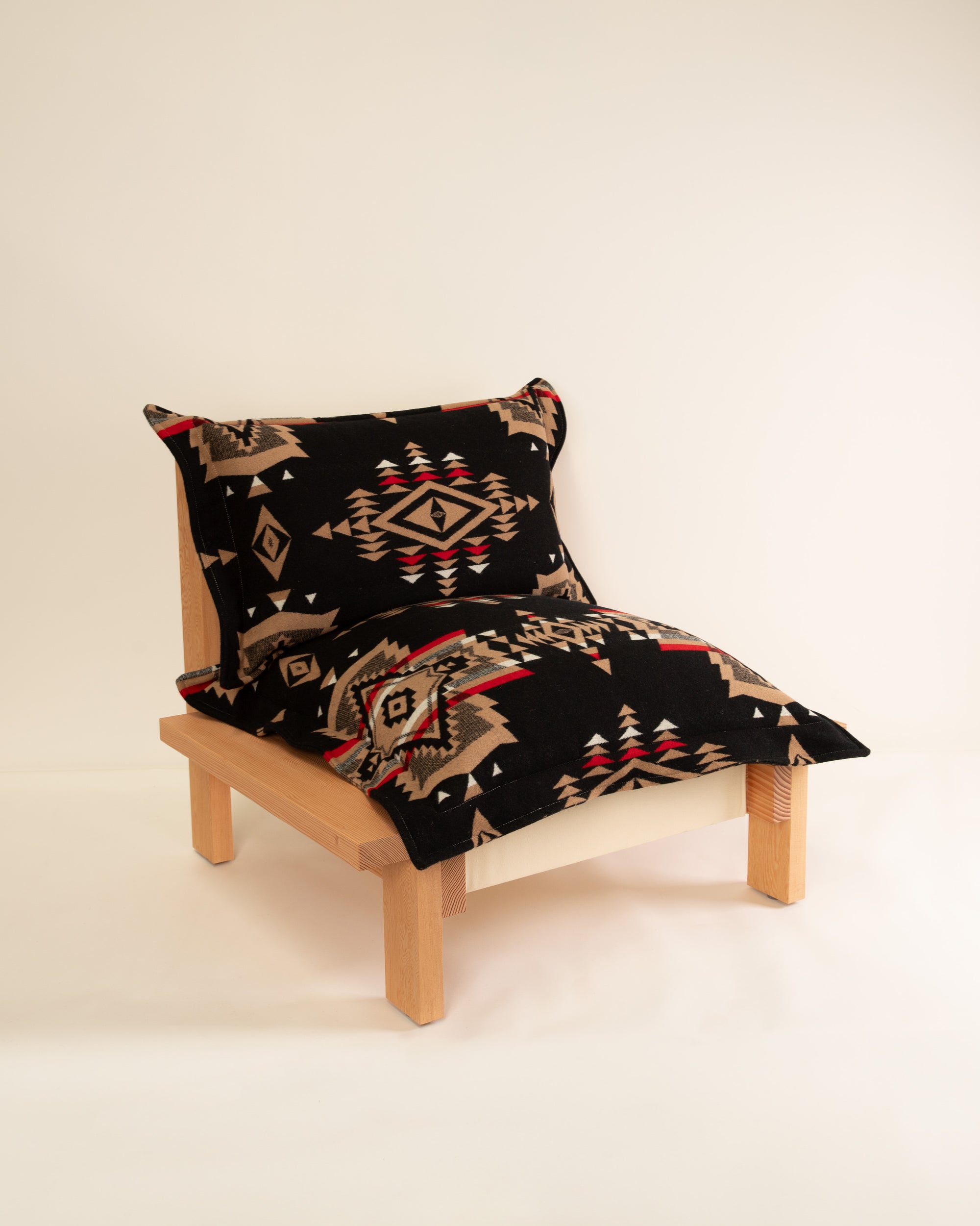 Pendleton Stanley Lounge