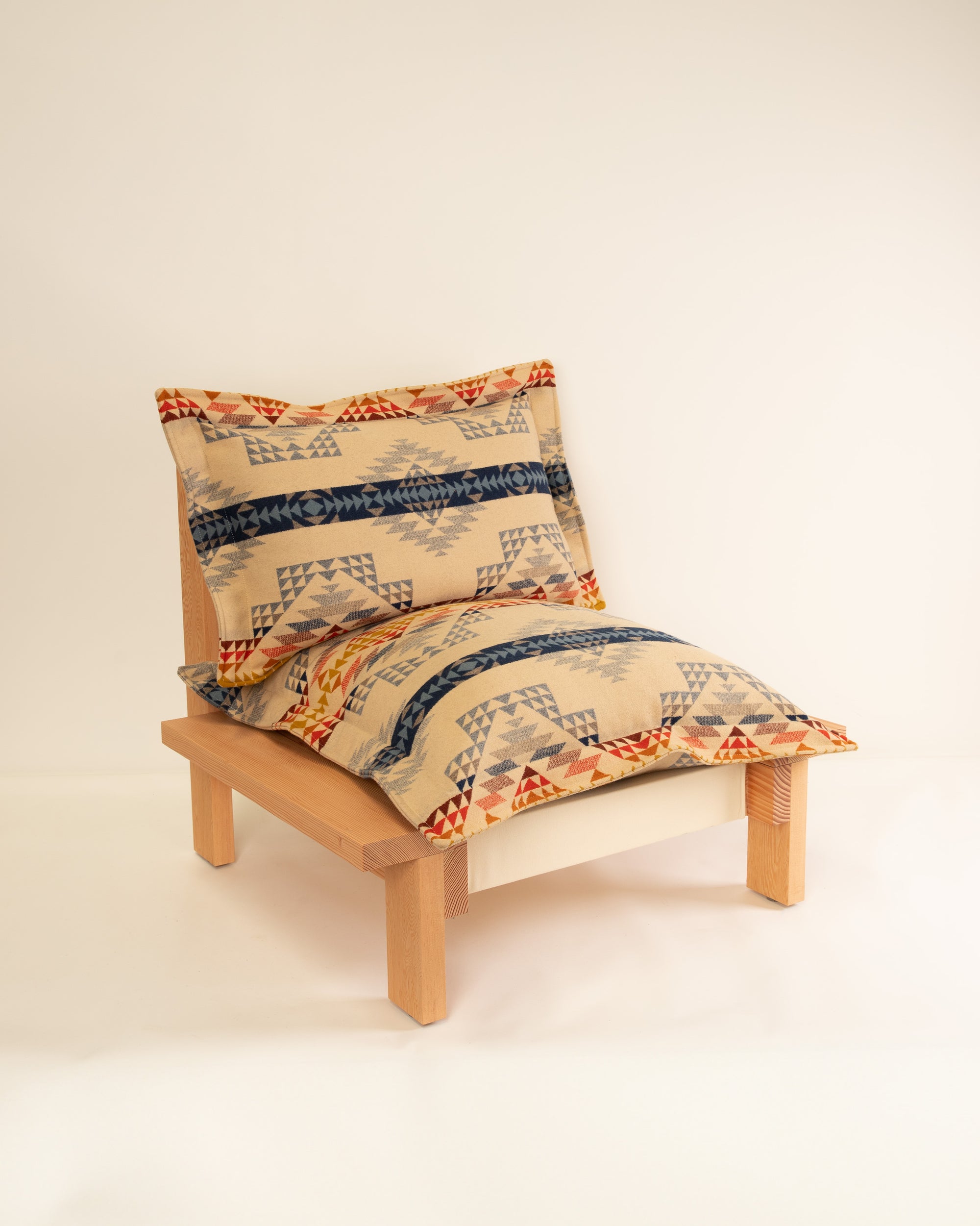 Pendleton Stanley Lounge