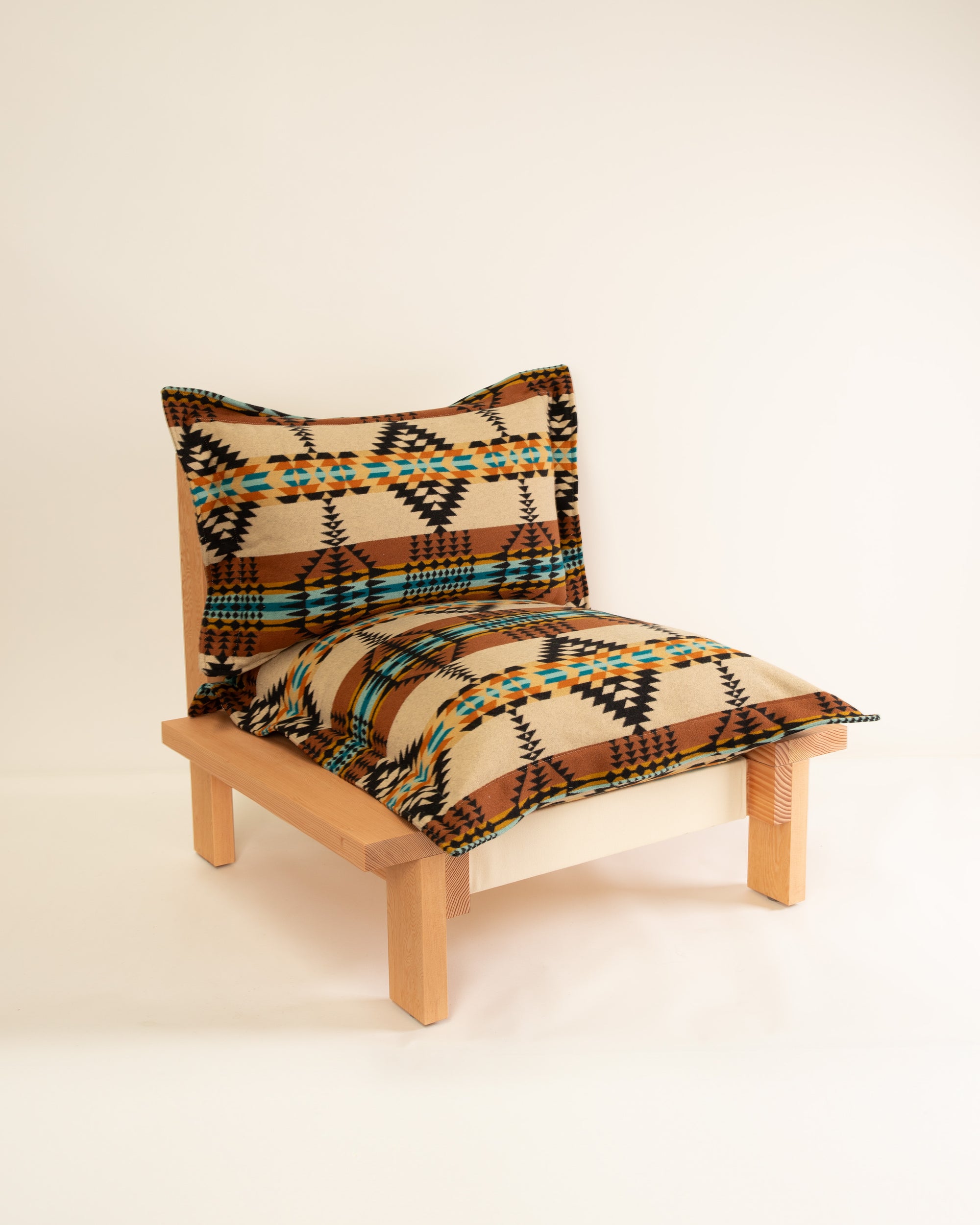 Pendleton Stanley Lounge