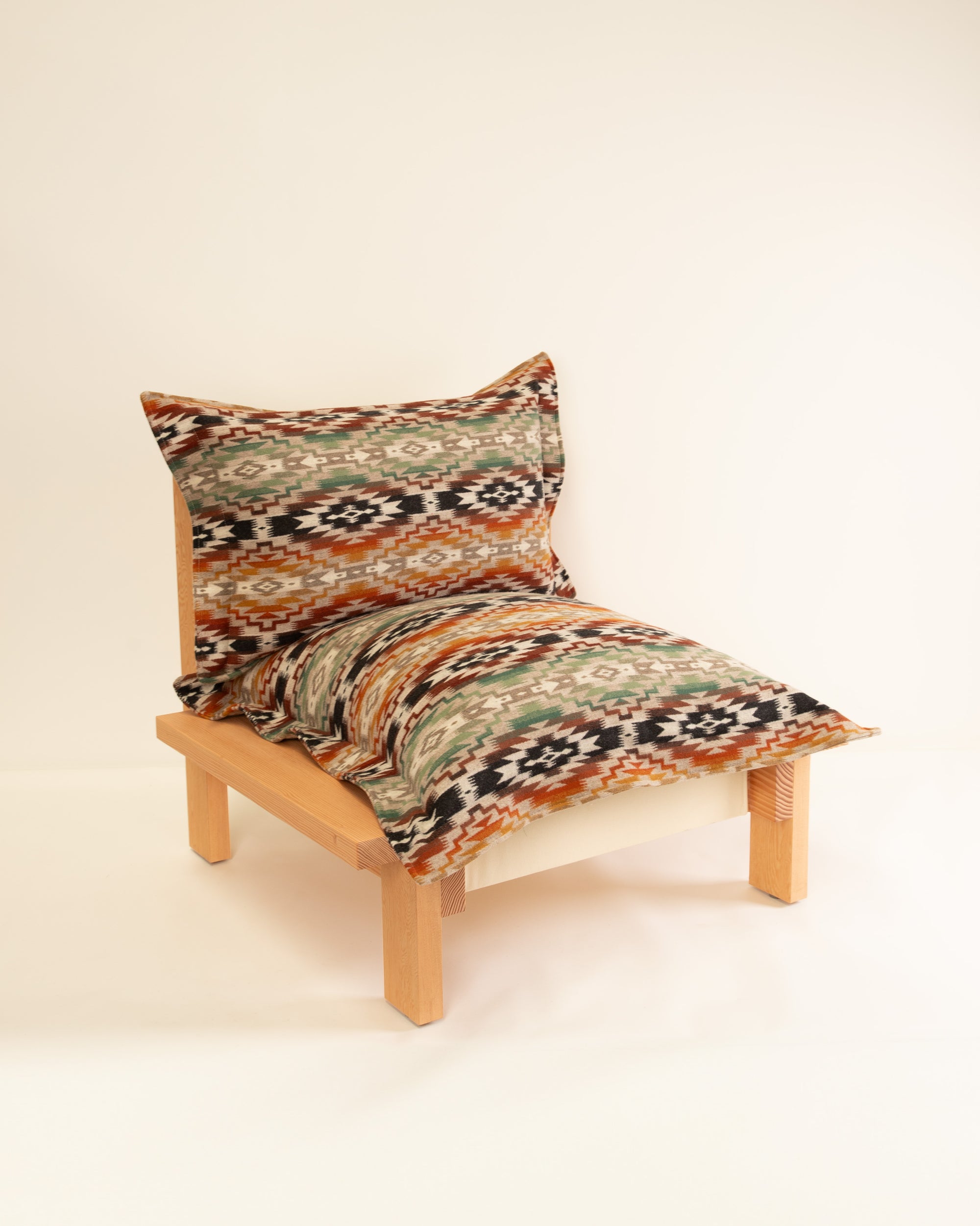 Pendleton Stanley Lounge