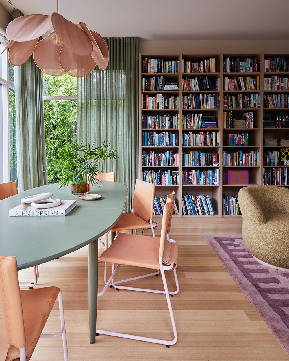 TBC2 Chair
