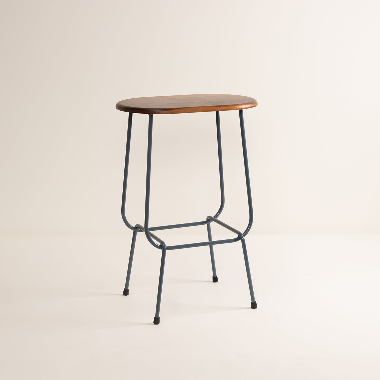 UU High Stool