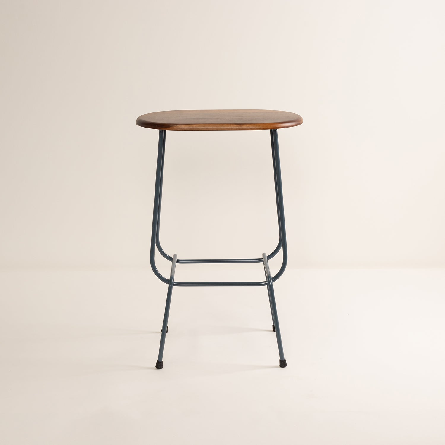 UU High Stool